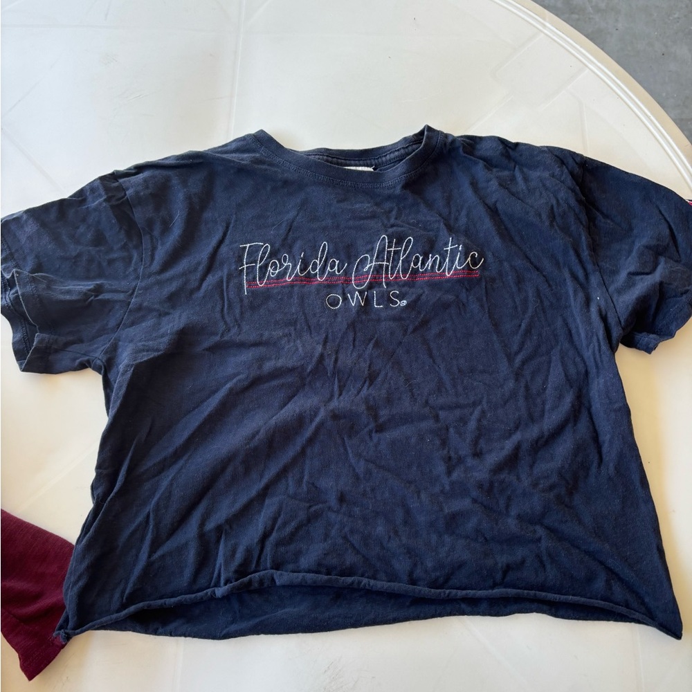 Florida Atlantic Owls Navy Crop Top
